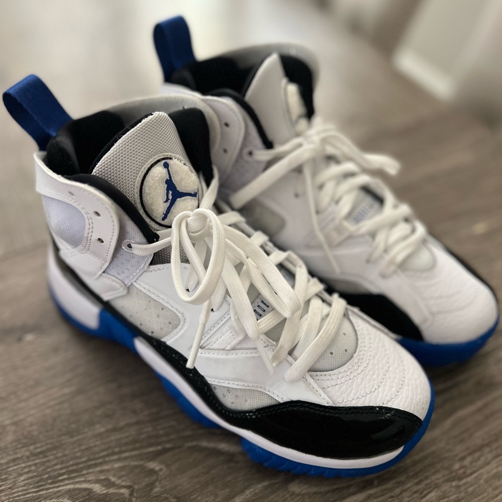 Youth Jordan Jumpman Two Trey